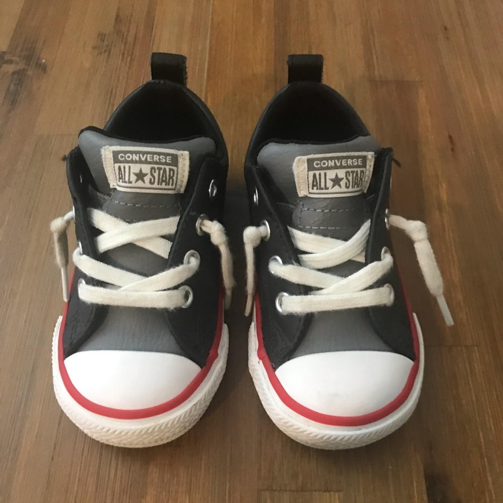 Converse all star size 6 toddler